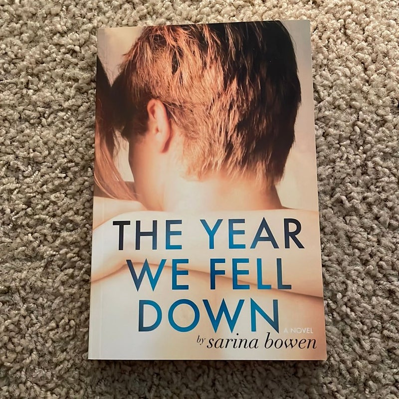 The Year We Fell Down (original cover signed by the author)
