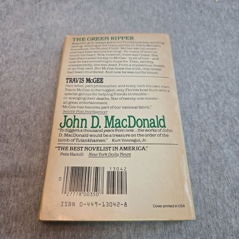 The Green Ripper by John D. MacDonald, Paperback | Pangobooks