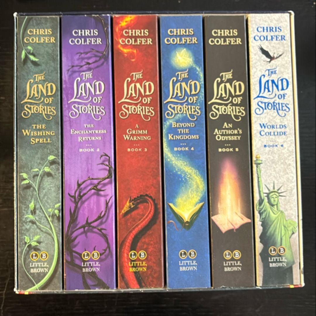 The Land of Stories Complete Paperback Gift Set