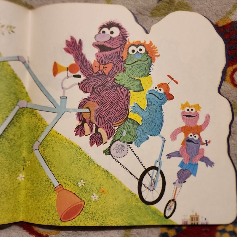 Sesame Street People In My Family A Golden Shape Book