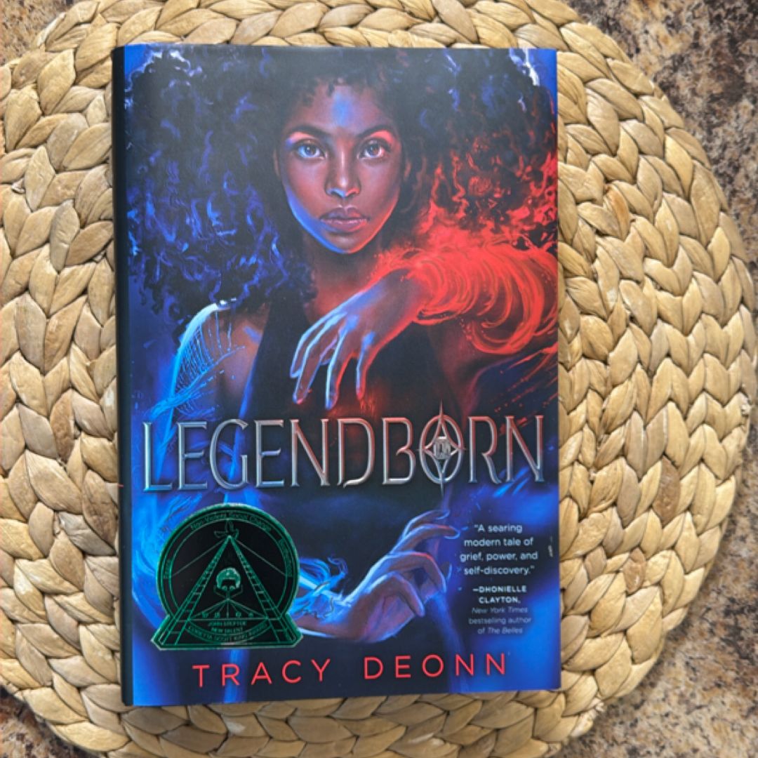 Sale image for 063982b1-c966-474e-ad57-3a4fe8fc34b1-AhFxDBNTfoaAfKfNkH4H8sWhLyk2