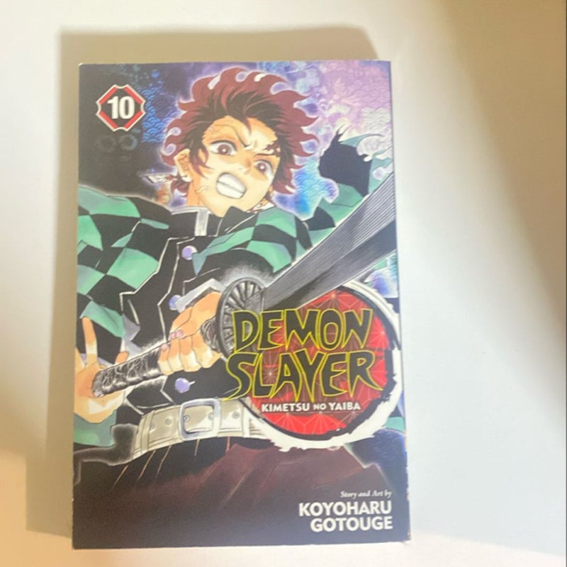 Demon Slayer: Kimetsu No Yaiba, Vol. 10