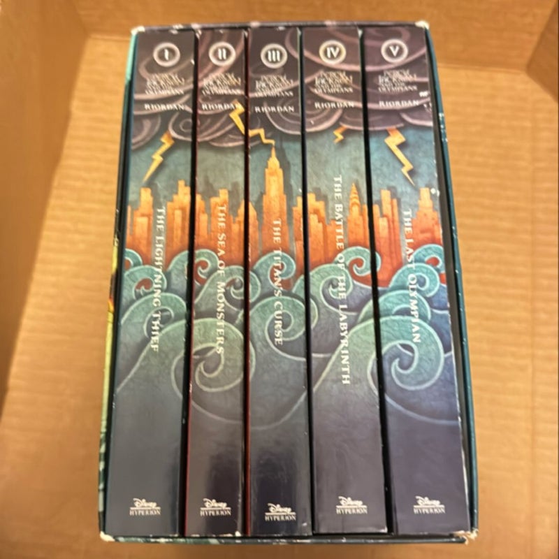 Percy Jackson and the Olympians 5 Book Paperback Boxed Set