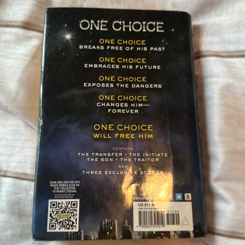 Four: a Divergent Collection