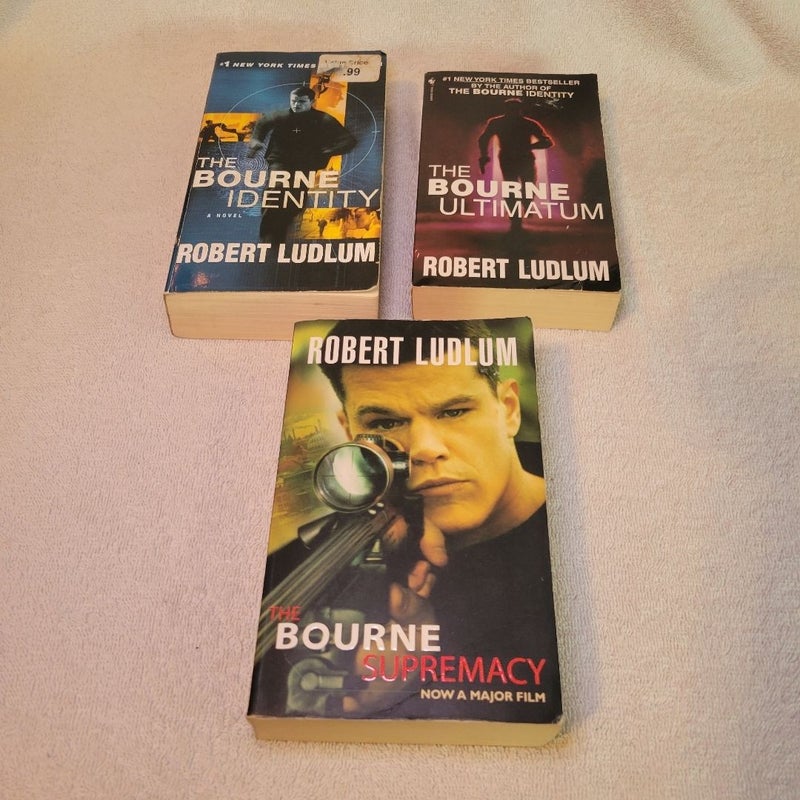 The Bourne Trilogy 3 Book Set