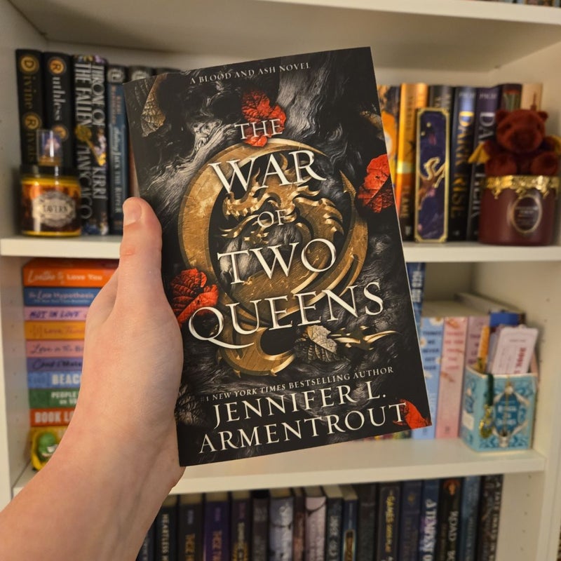 The War of Two Queens