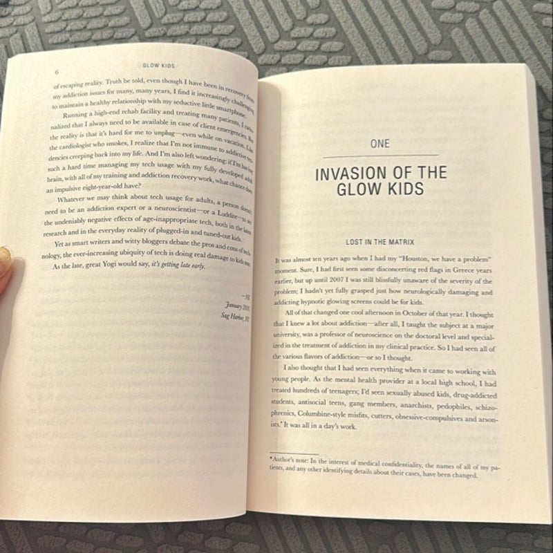 Glow Kids