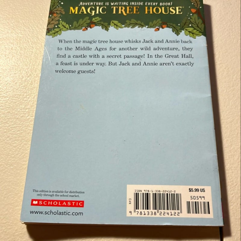 Magic Tree House #2 The Knight at Dawn  