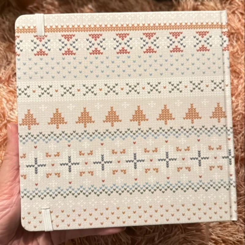 Square 8x8 Notebook: Sweater Weather