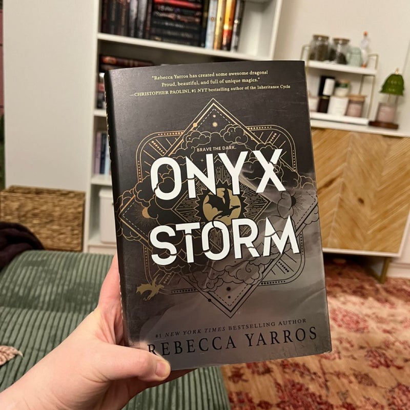 Onyx Storm (Deluxe Edition)