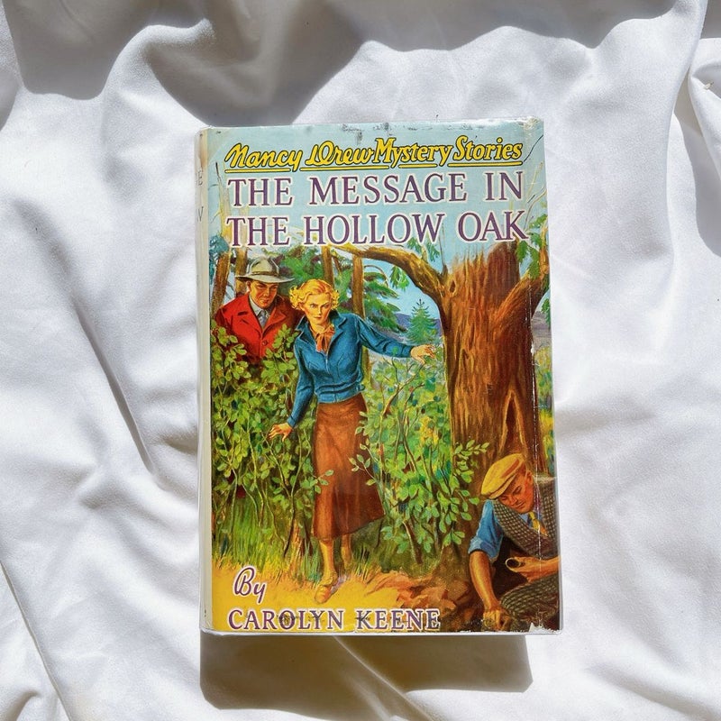 The Message in the Hollow Oak (Vintage, 1959 Printing)