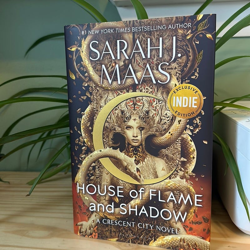 House of Flame and Shadow INDIE EDITION by Sarah J. Maas