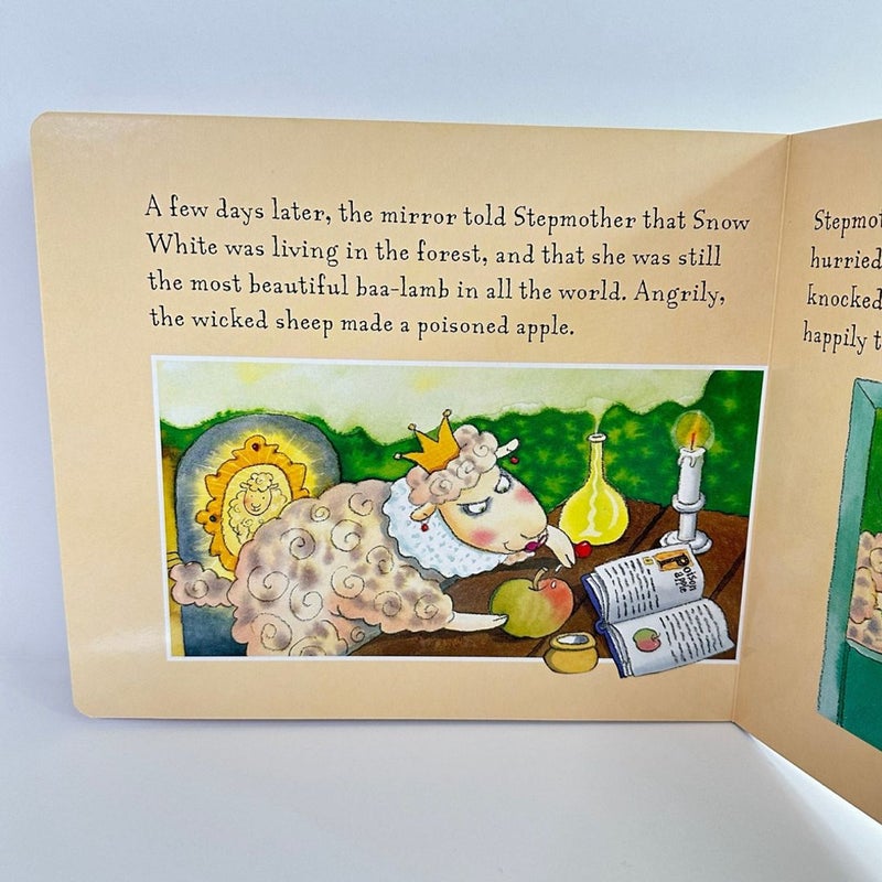 Snow White Lamb (Board Book)