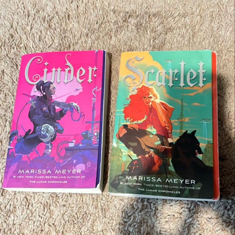 The Lunar Chronicles Boxed Set: Cinder, Scarlet, Cress, Fairest, Stars above, Winter