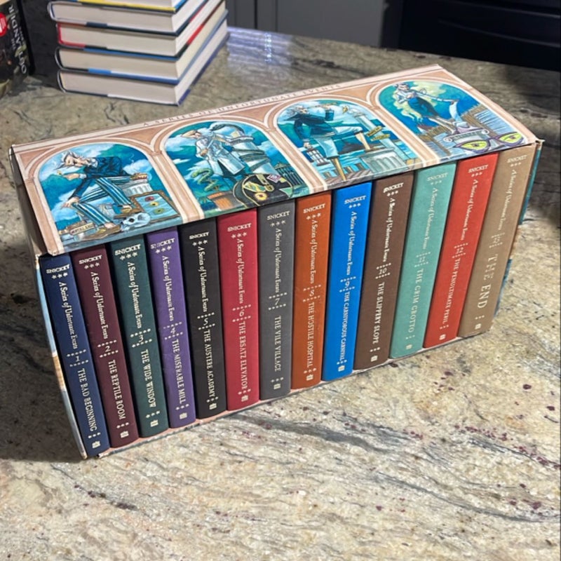 A Series of Unfortunate Events Box: the Complete Wreck (Books 1-13)