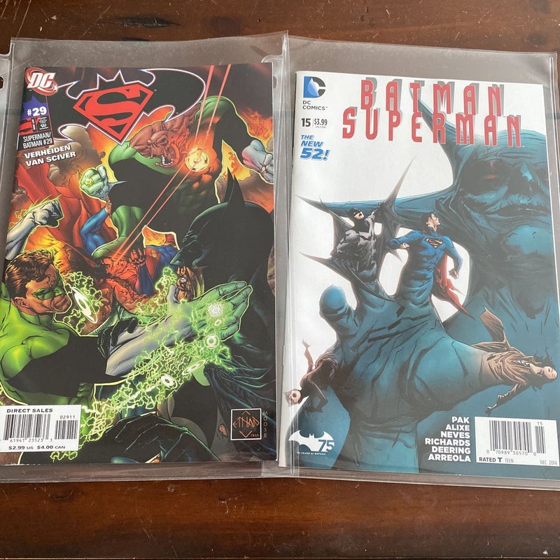 DC Comic Book Set of 17 (Post-2000)