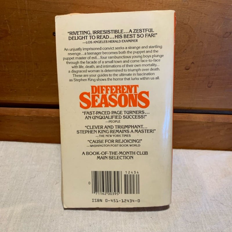 Different Seasons (1st paperback ed.)