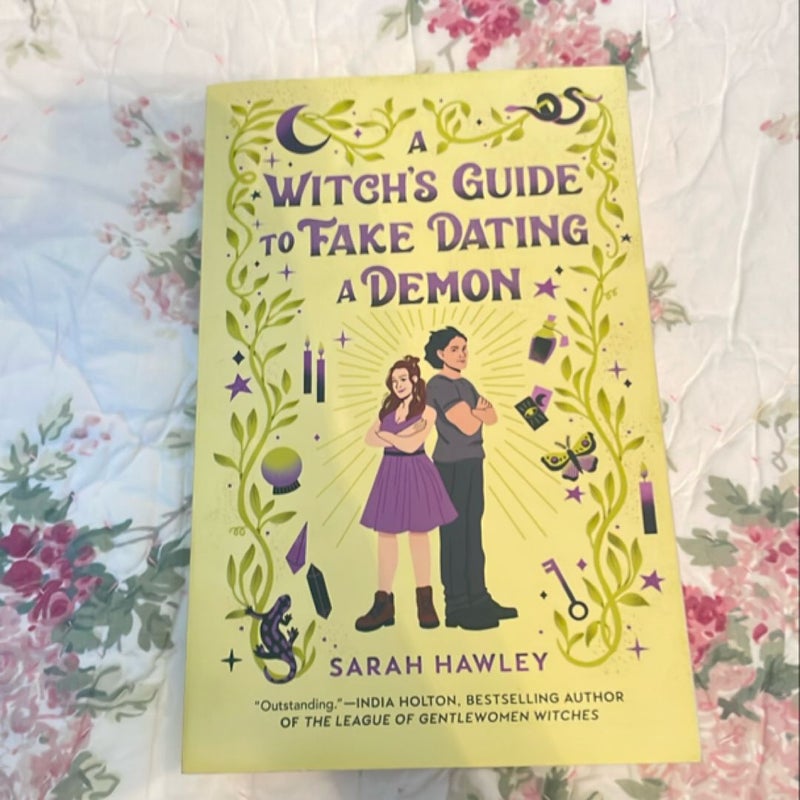 A Witch's Guide to Fake Dating a Demon