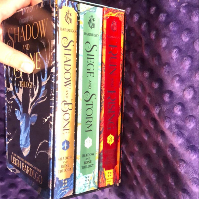 The Shadow and Bone Trilogy Boxed Set