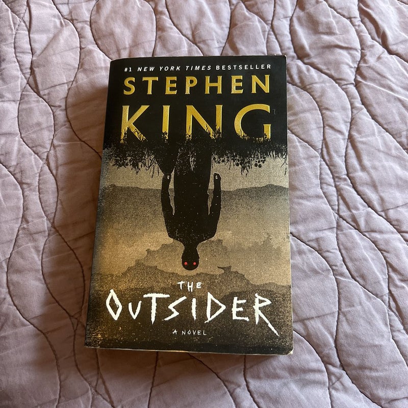 Outsider - By Stephen King ( Paperback )