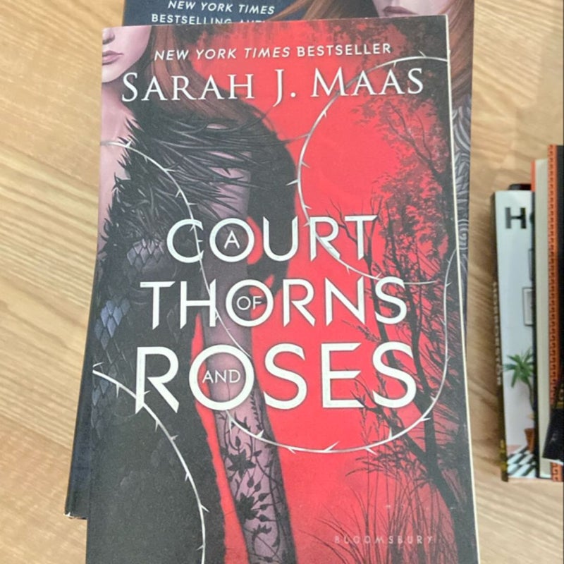 A Court of Thorns and Roses 