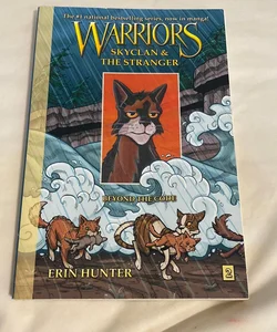 Warriors Manga: SkyClan and the Stranger #2: Beyond the Code