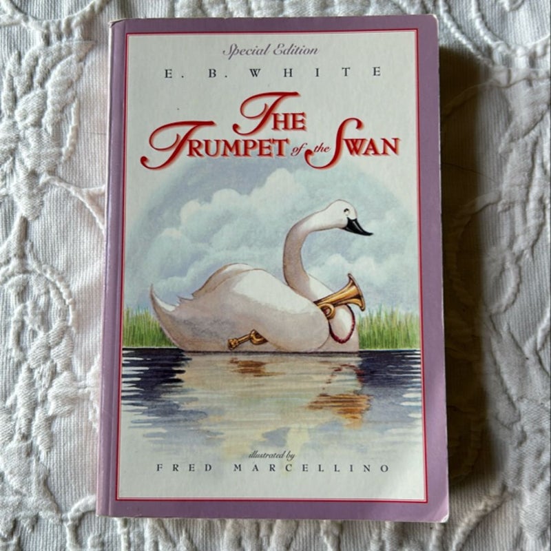 The Trumpet of the Swan: Full Color Edition