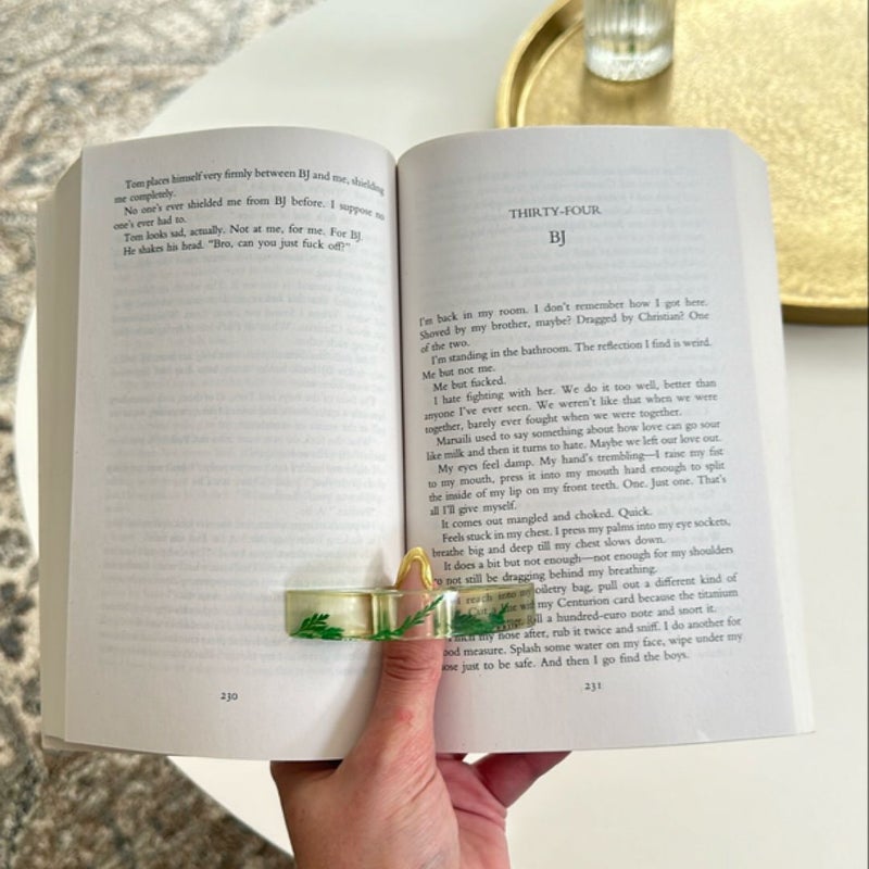 book/page/thumb holder - greenery 🌿