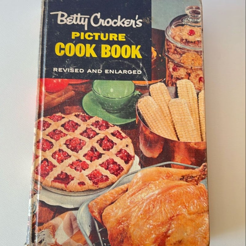 Vintage 50s Betty Crocker Picture Cookbook revised and enlarged 2nd edition