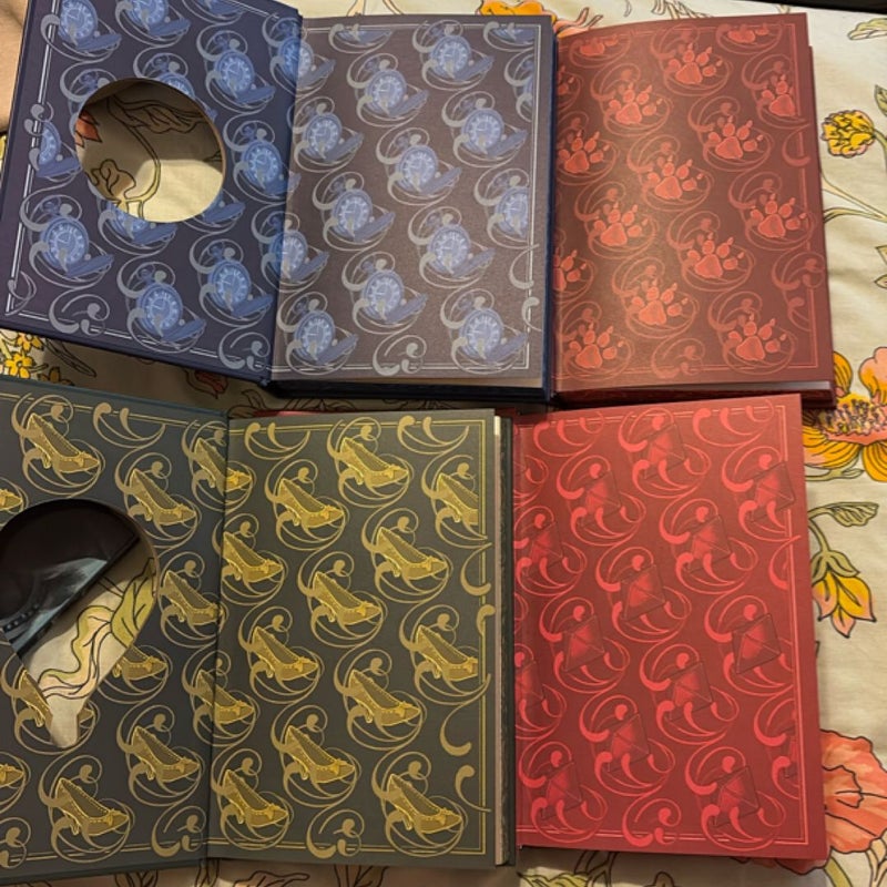 Hooked **THE BOOKISH BOX**
