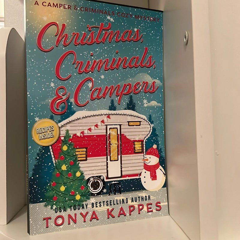 Christmas, Criminals, and Campers - a Camper and Criminals Cozy Mystery Series