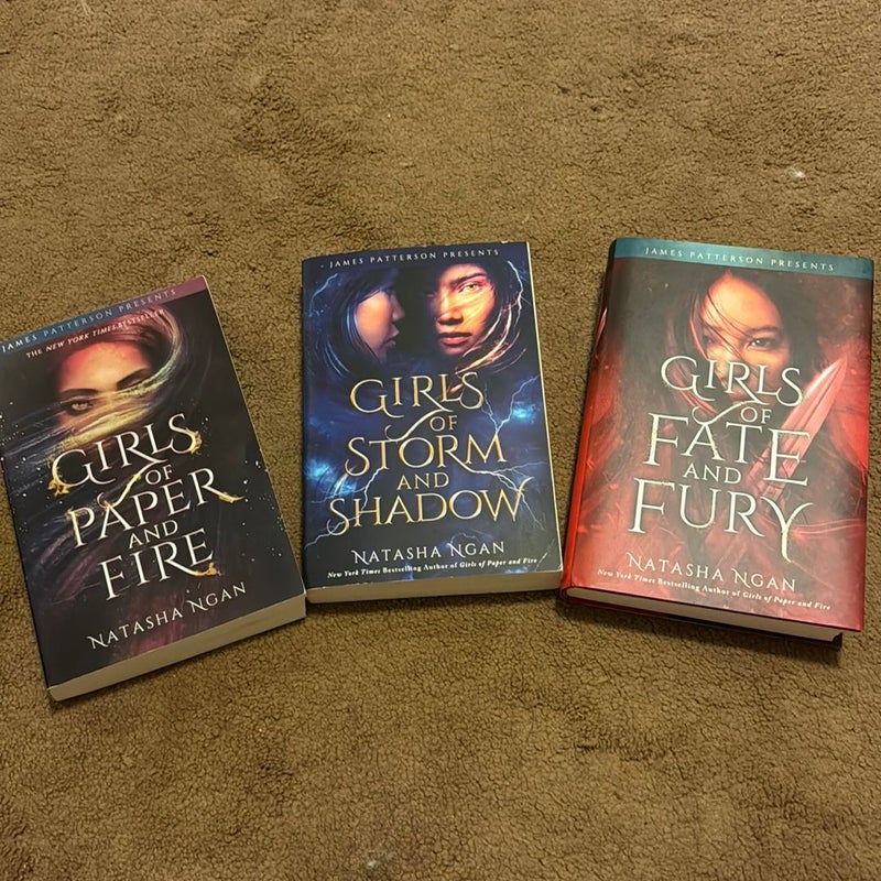 Girls of paper and fire trilogy 