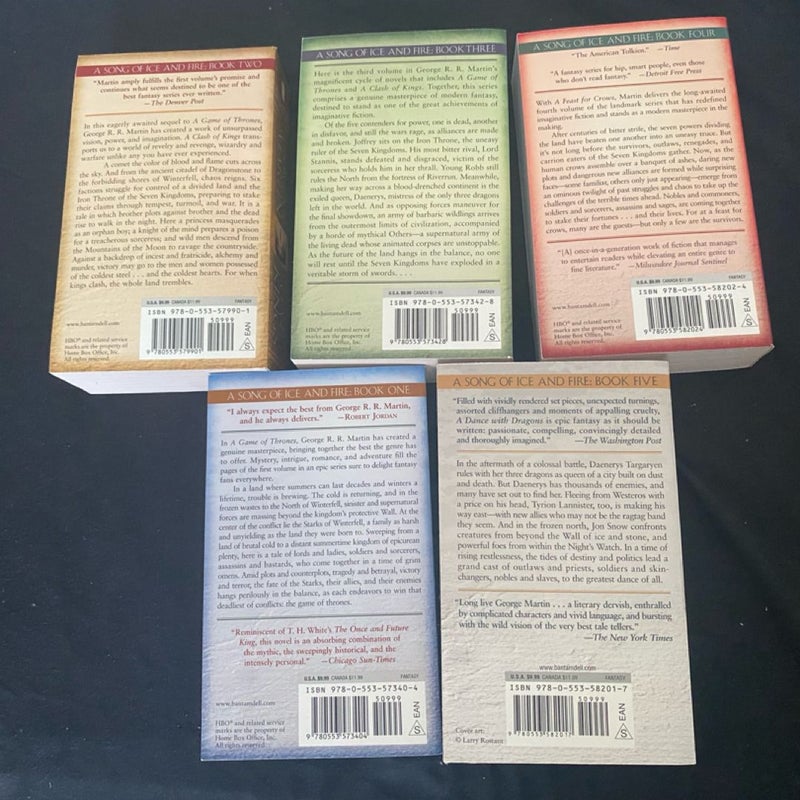 George R. R. Martin's a Game of Thrones 5-Book Boxed Set (Song of Ice and Fire Series)