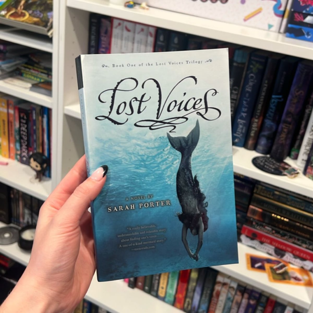 Lost Voices by Sarah Porter, Paperback | Pangobooks