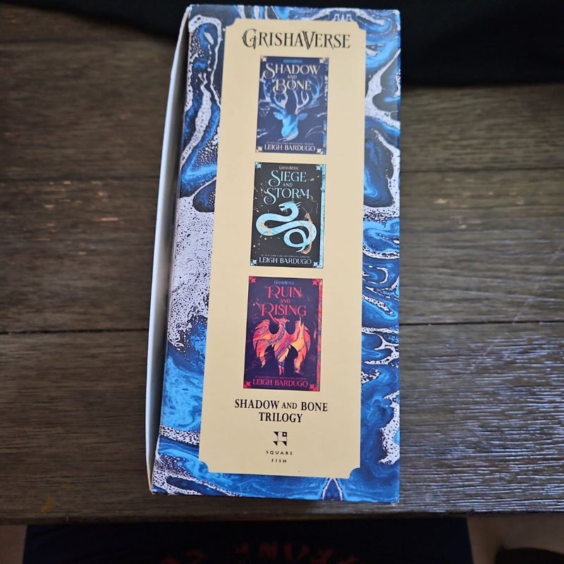 The Shadow and Bone Trilogy Boxed Set