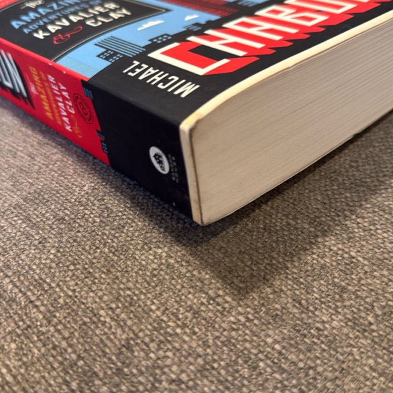 The Amazing Adventures of Kavalier and Clay (with Bonus Content)