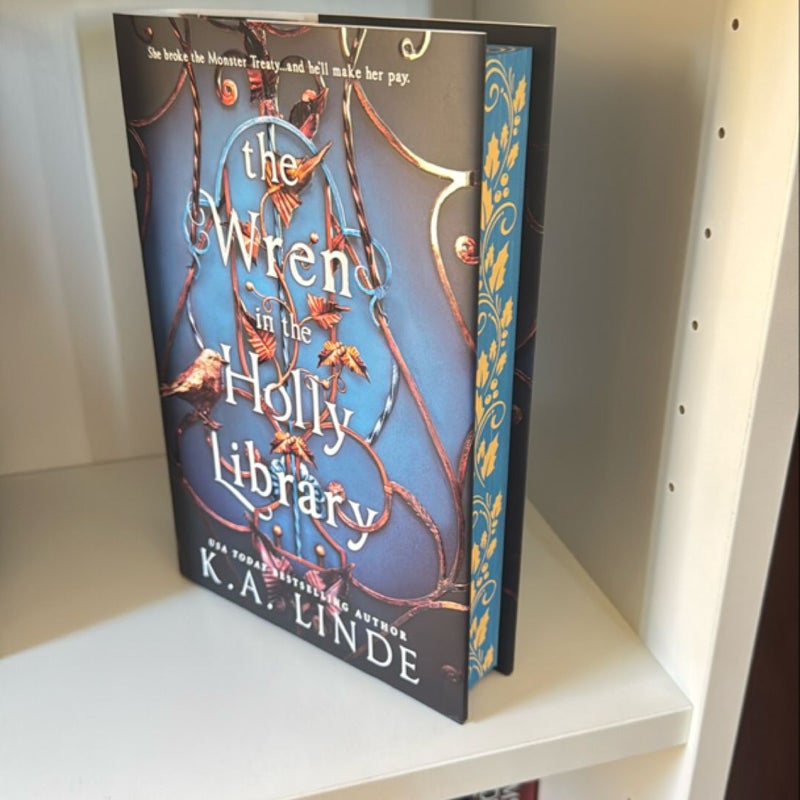 The Wren in the Holly Library (Deluxe Limited Edition)