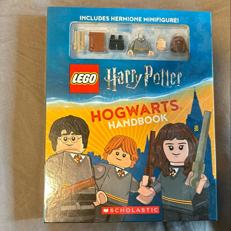 LEGO Harry Potter Hogwarts Handbook with Hermione Minifigure