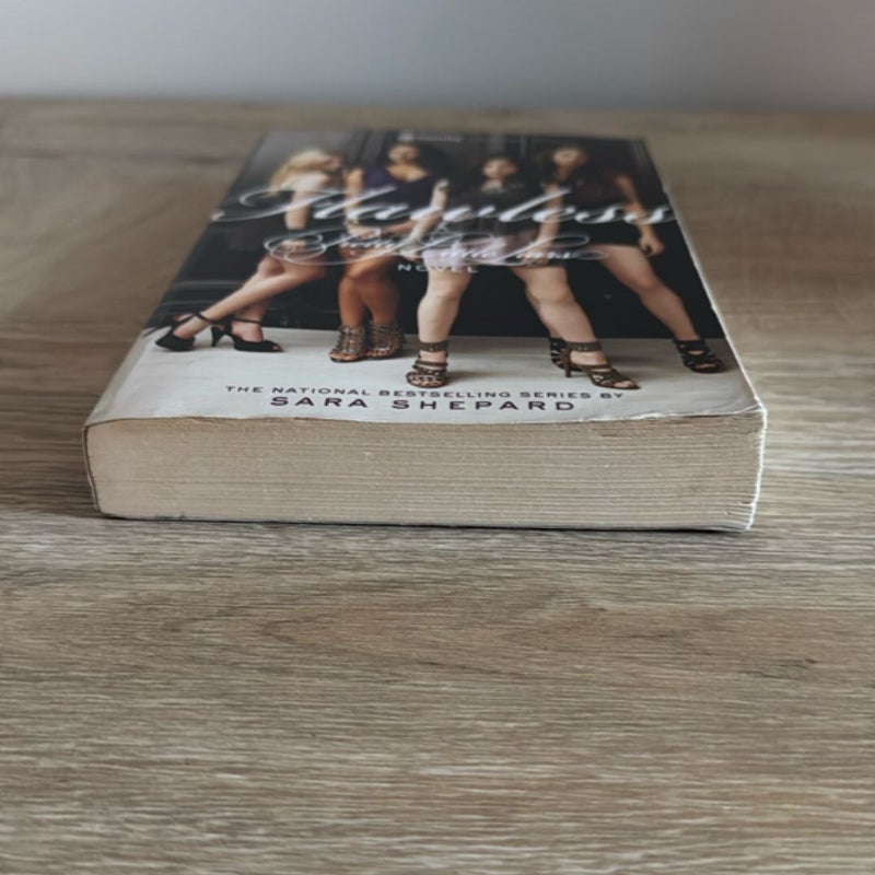 Pretty Little Liars #2: Flawless TV Tie-In Edition