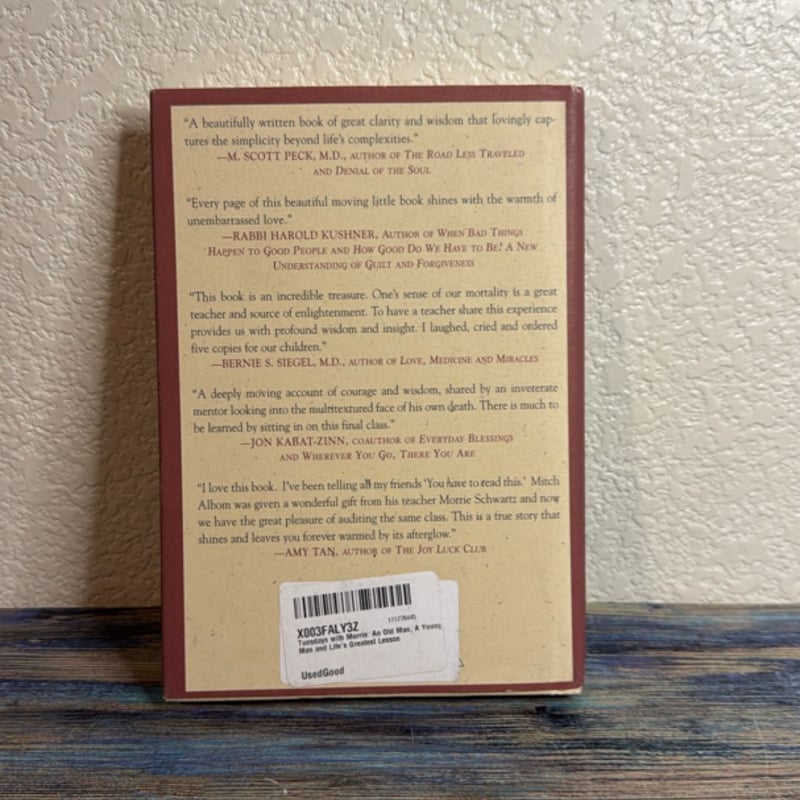 Tuesdays with Morrie by Mitch Albom, Hardcover Pangobooks