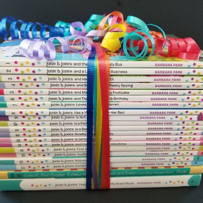 ALMOST COMPLETE SET 20 SCHOLASTIC JUNIE B. JONES BOOKS BARBARA PARK + PUZZLES