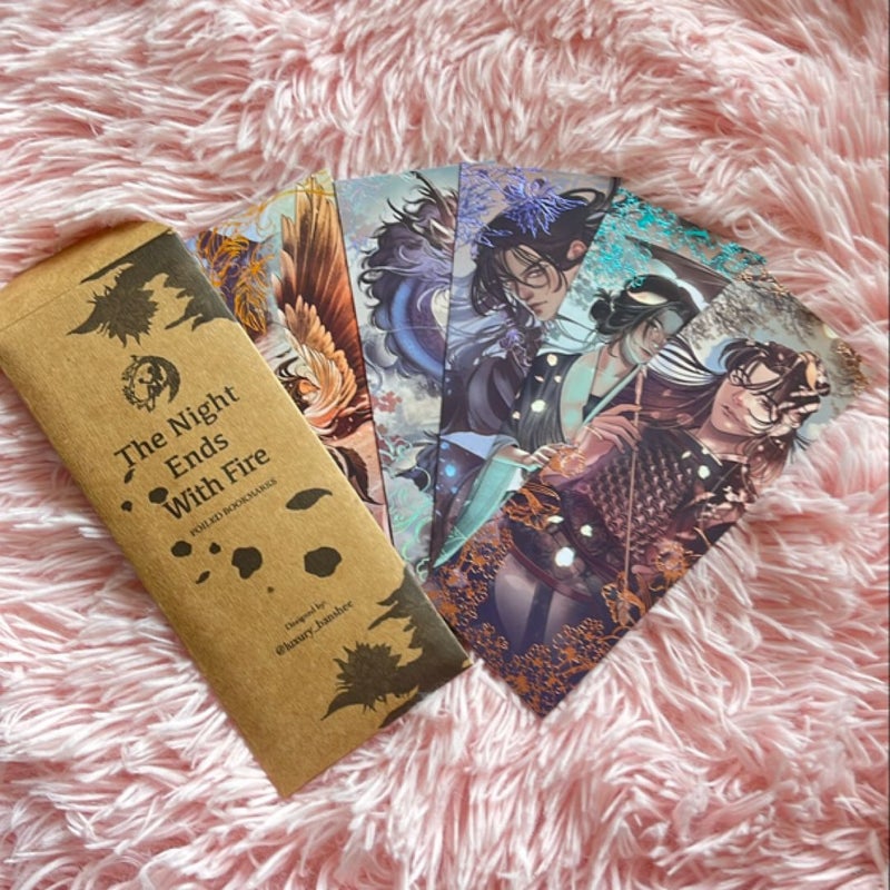 *Fairyloot* The Night Ends With Fire Foiled Bookmarks