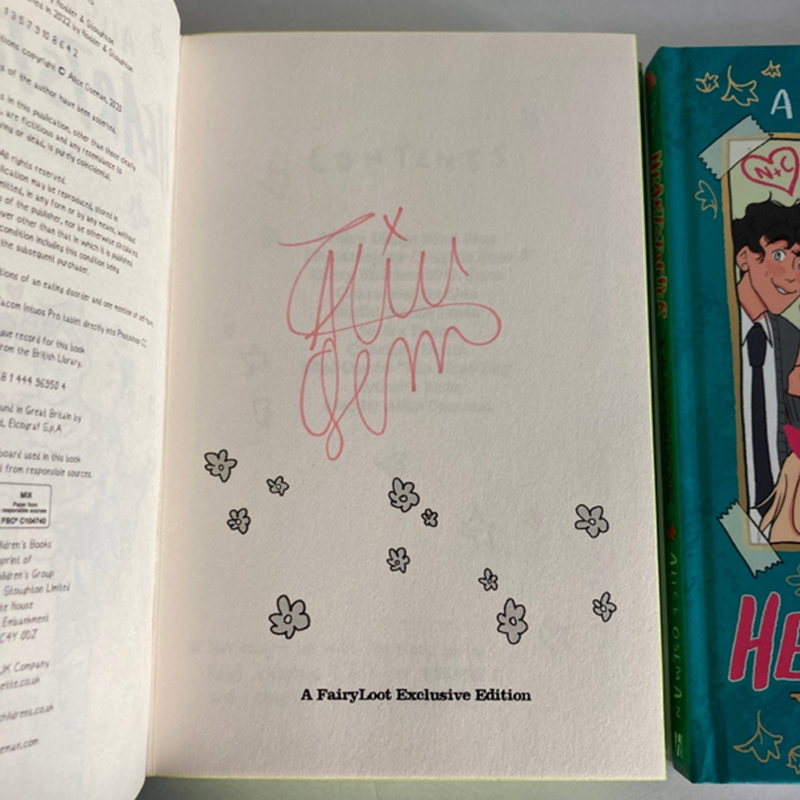 Fairyloot Heartstopper 3 & The Heartstopper Yearbook SIGNED UK First Edition