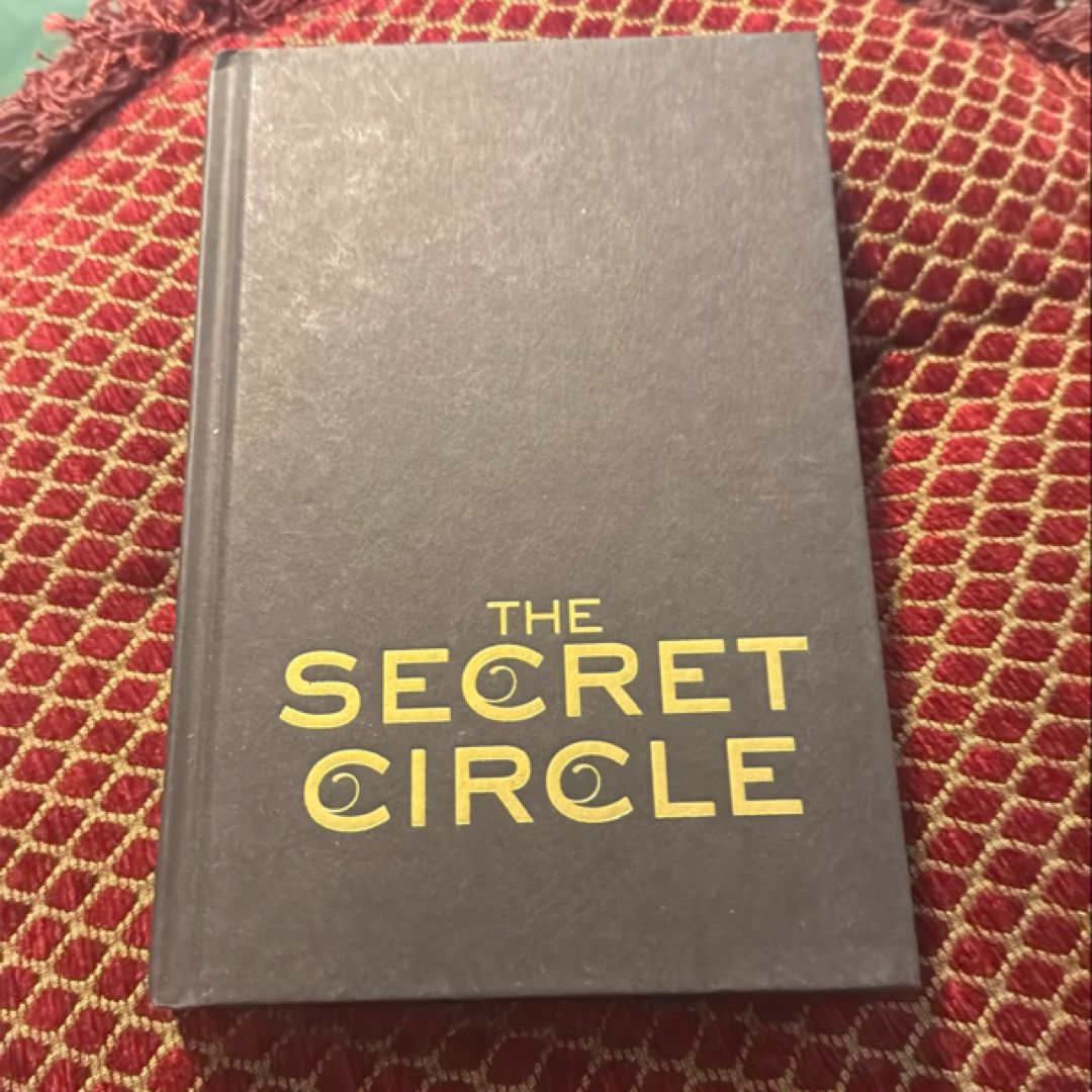 The Secret Circle: the Divide