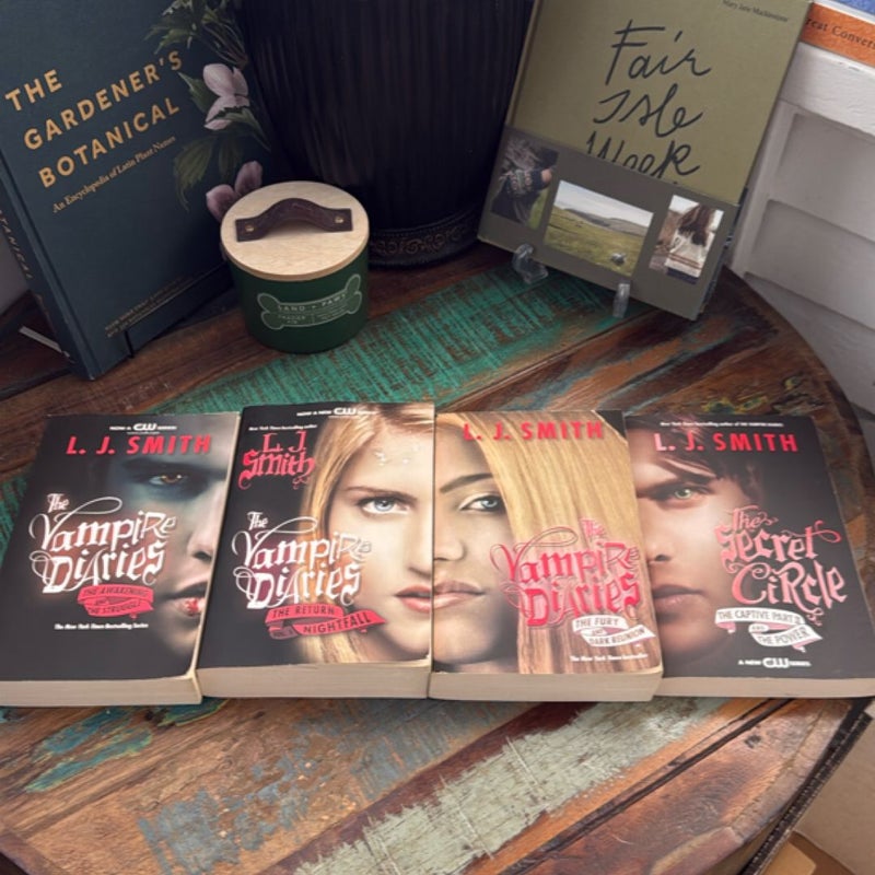 BOOK BUNDLE The Vampire Diaries + The Secret Circle