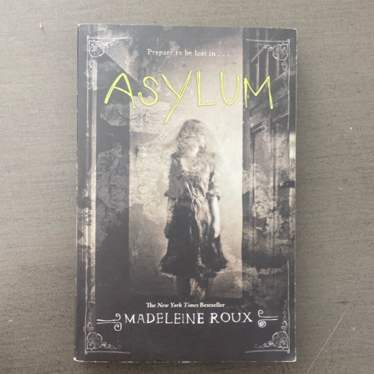 Asylum by Madeleine Roux, Paperback | Pangobooks