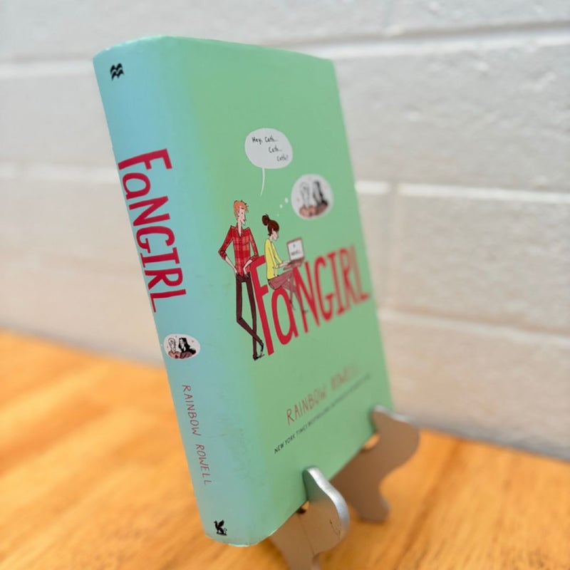 Fangirl (FIRST EDITION)