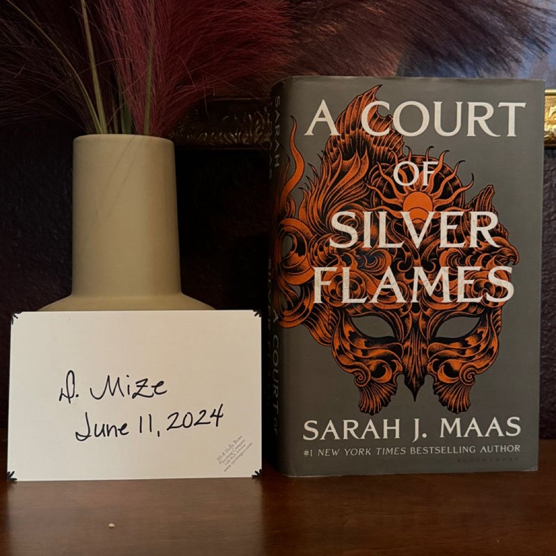 A Court of Silver Flames, B&N edition