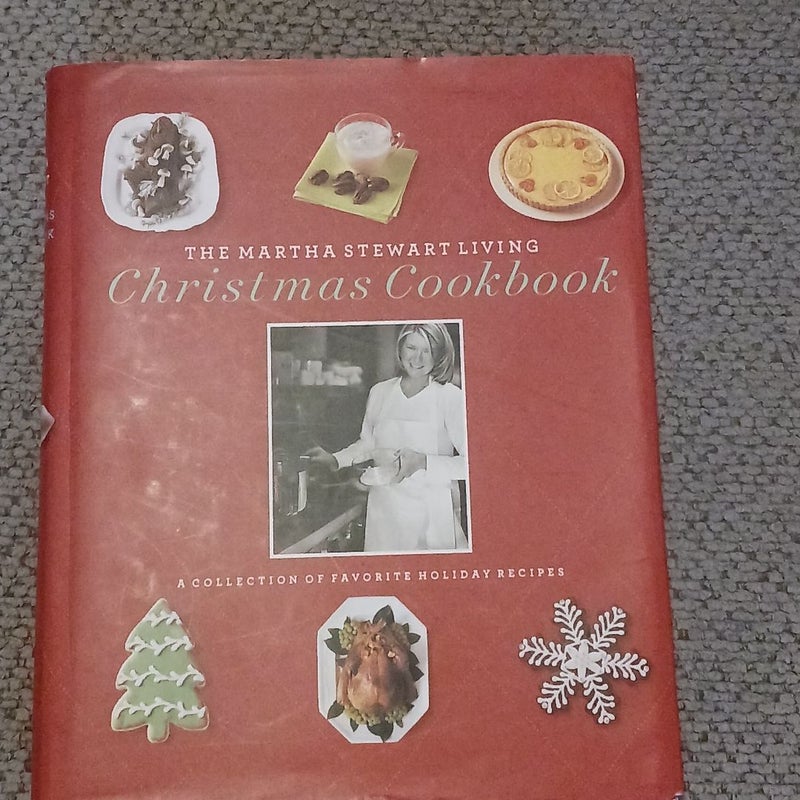 The Martha Stewart Living Christmas Cookbook