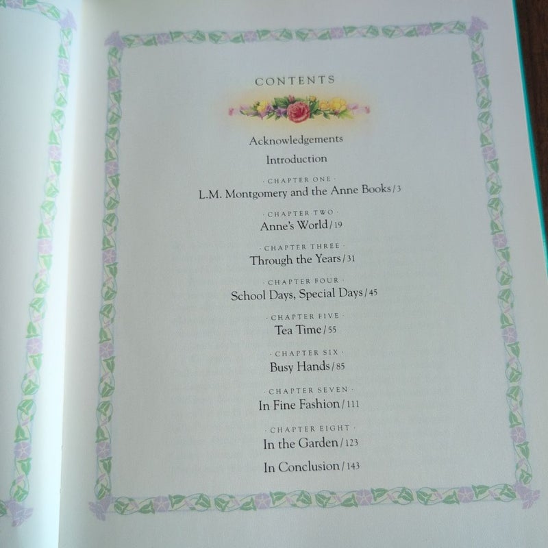 The Anne of Green Gables Treasury OOP